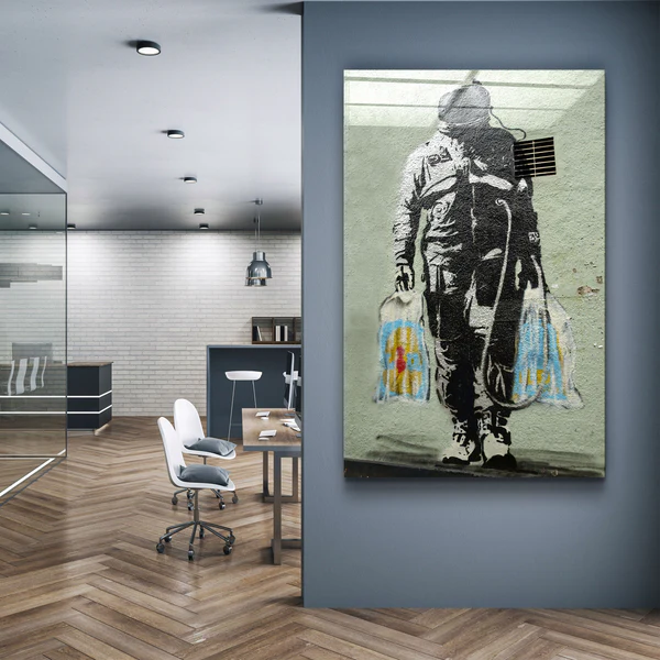 ・"Banksy - Shopper Spaceman"・Glass Wall Art - Image 3